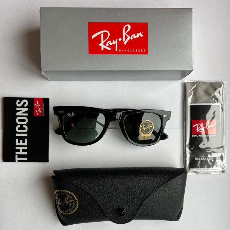 WAYFARER BLACK GREEN MEDIUM